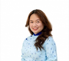 CÔ RAZEL ANN MONCADA