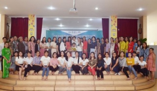 MONTESSORI TALK: BRIDGING THEORY AND REAL-LIFE PRACTICE MONTESSORI TALK: BRIDGING THEORY AND REAL-LIFE PRACTICE