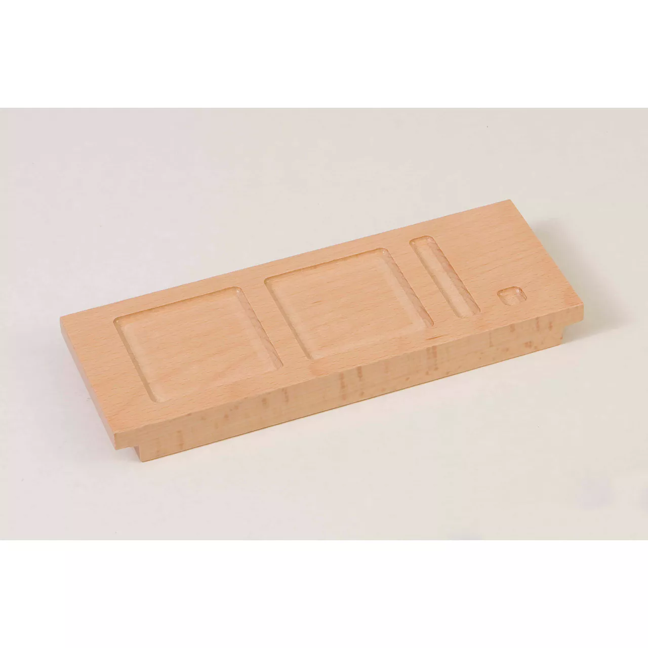 Khay học cụ phân tầng bằng gỗ (Hierarchy Of Number: Tray For Small Pieces)