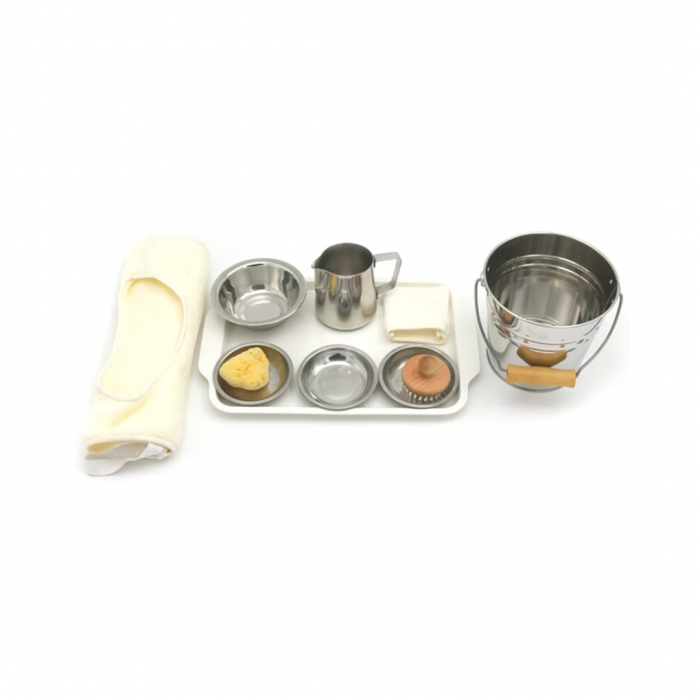 Rửa bàn (Washing a table)